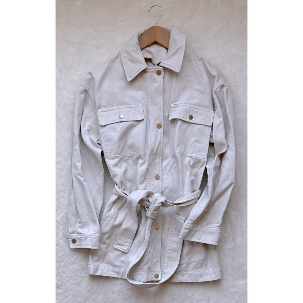 NWOT Zara Denim Jacket with Belt in Ice Color, Size Medium - Picture 12 of 16